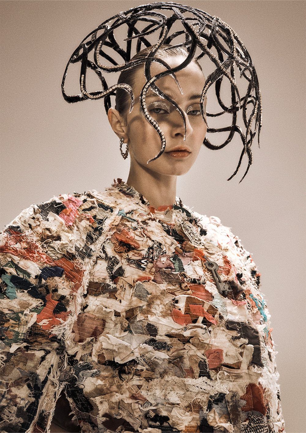 Creative Sculptured Head Piece – Benjamin Martin – Jewellery Box Collection